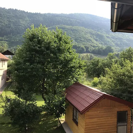 كيه آند كيه *